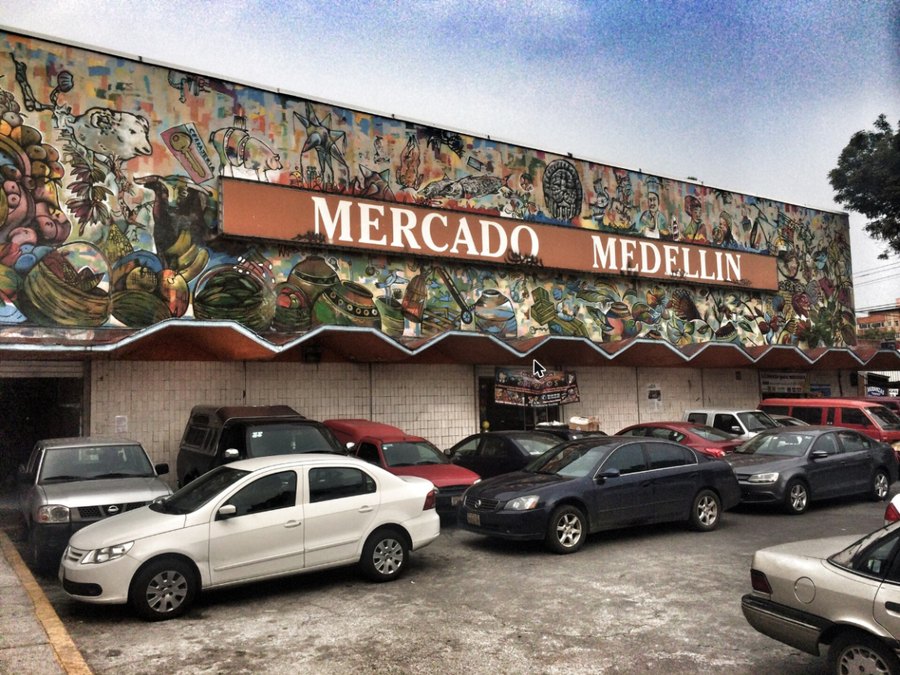 Fachada del Mercado de Medellín